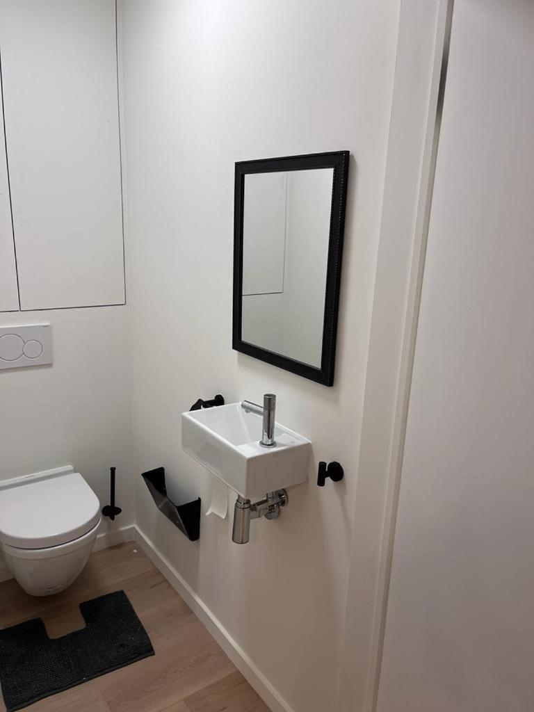 New Bright 180m2 Appartement,100m From The Apartment Middelkerke